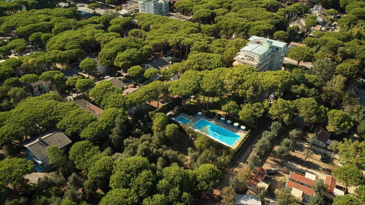 Aparthotel La Pineta Τζεσόλο Λίντο Εξωτερικό φωτογραφία