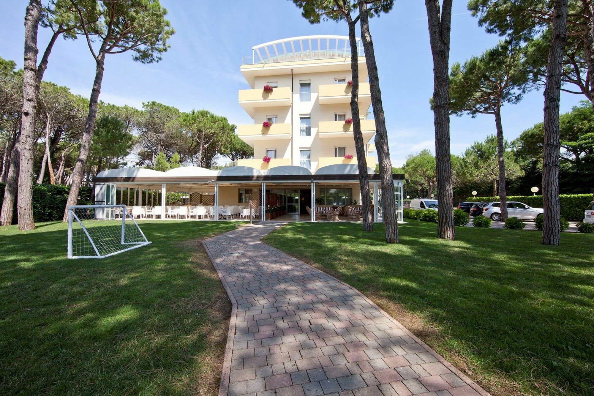 Aparthotel La Pineta Τζεσόλο Λίντο Εξωτερικό φωτογραφία